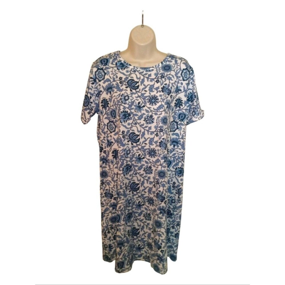 New Vera Bradley Sleep Shirt Size Large Blue White Floral NWT